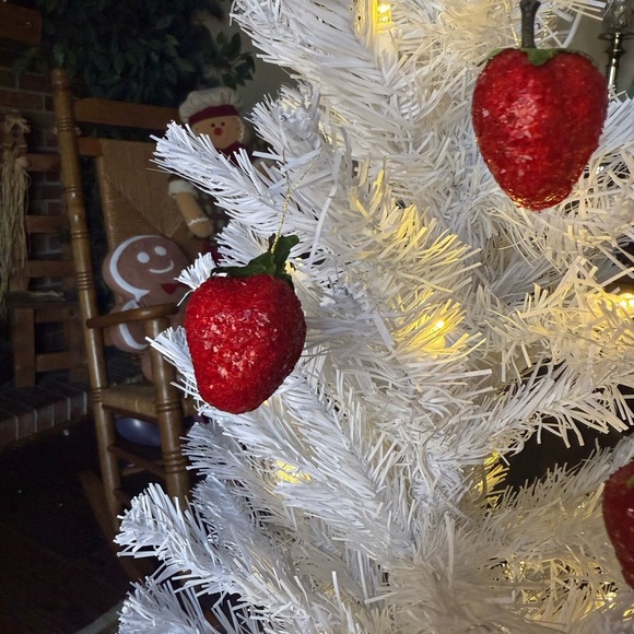Vintage 1989 Festive Red Strawberry Ornament Set of 6 - Picture 5 of 7